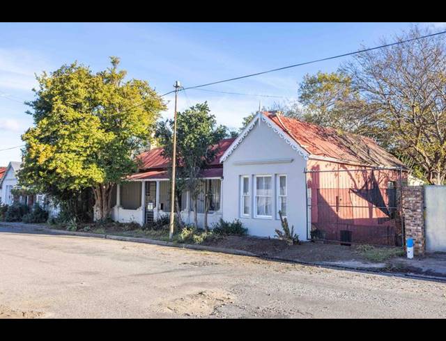 4 BEDROOM HOUSE FOR SALE IN KINGSWOOD